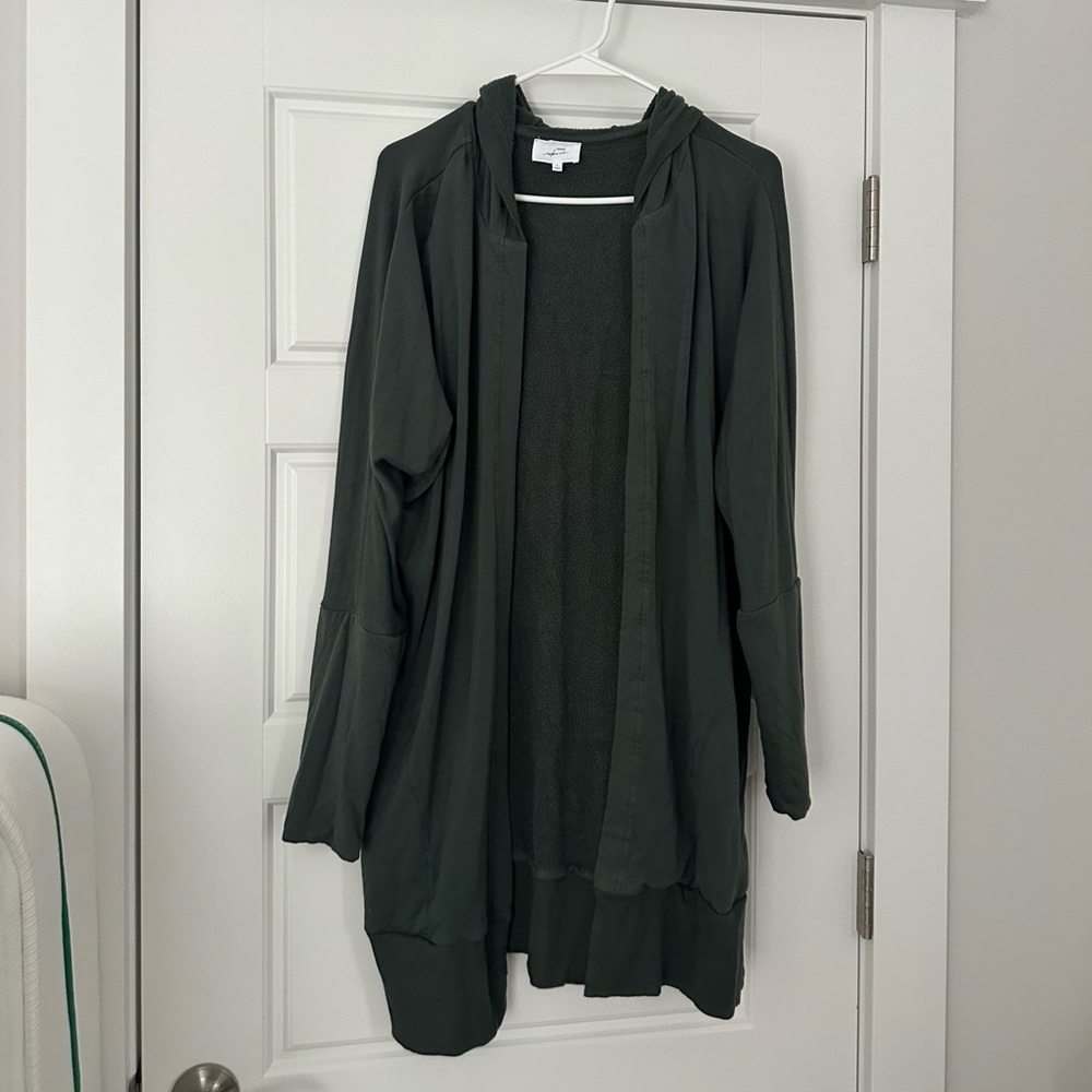 Soma jogger and hooded cardigan set